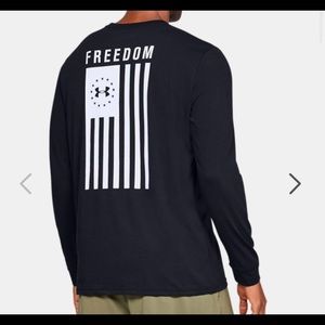 NWT Men’s UnderArmour Freedom Long Sleeve🇺🇸